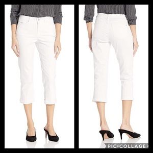 Nine West denim capri Jean